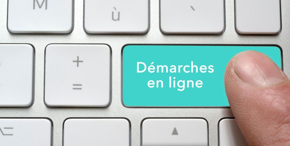 Bouton de clavier marqué__ Démarches en ligne